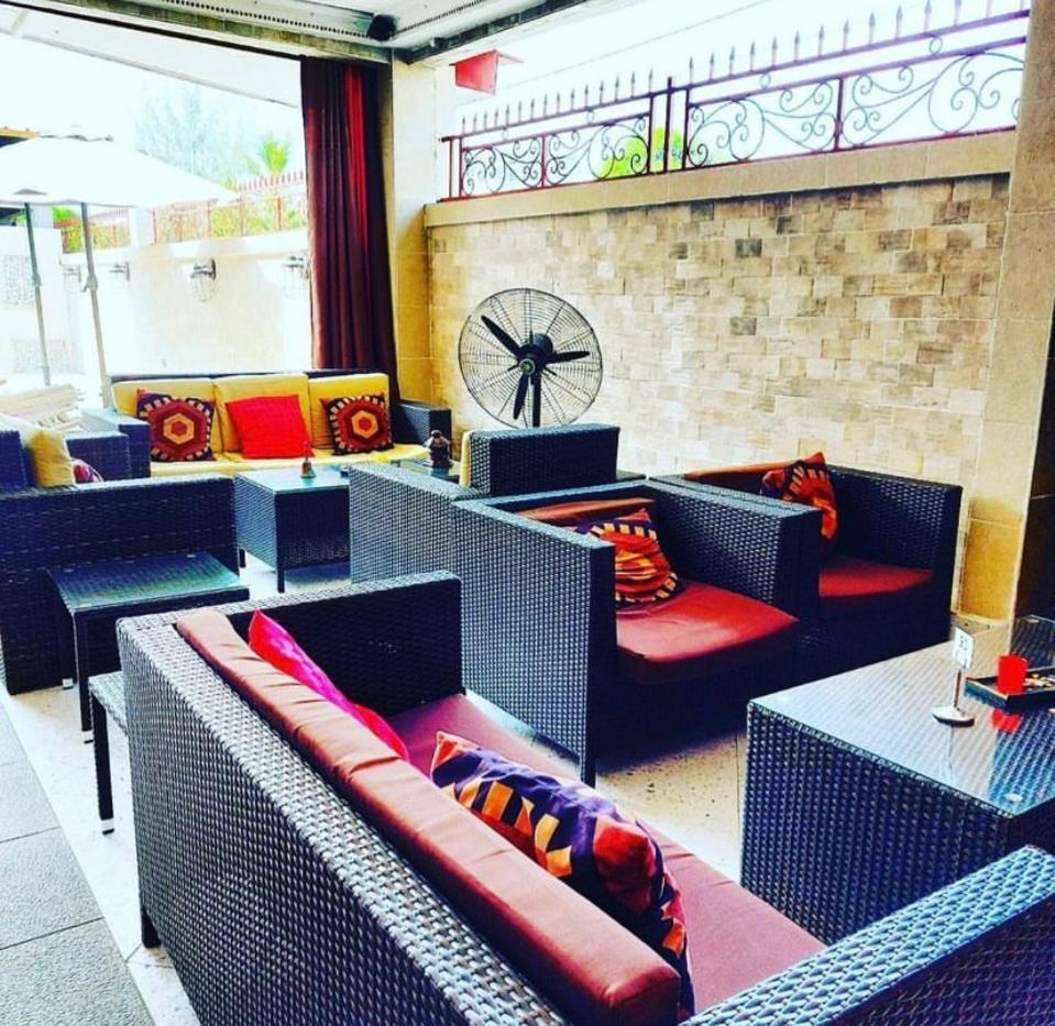 Residence Hoteliere Le Jomonia Libreville Ngoại thất bức ảnh